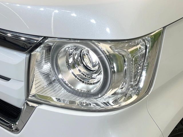 HONDA N BOX 2019 Image 31