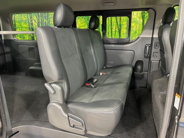 TOYOTA HIACE VAN 2WD 2016 Image 31