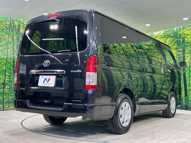 TOYOTA HIACE VAN 2WD 2016 Image 31