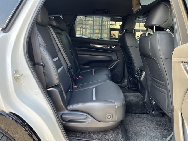 MAZDA CX-8 2023 Image 31