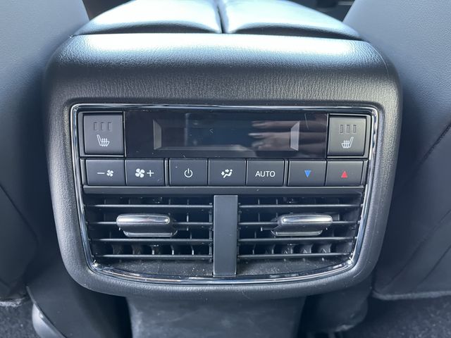 MAZDA CX-8 2023 Image 31