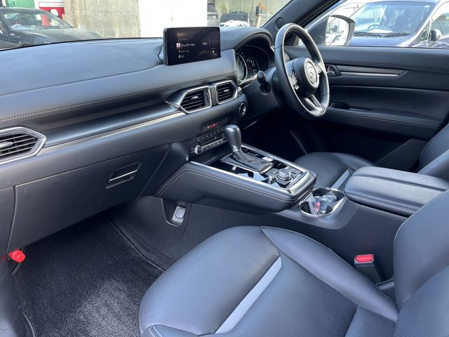 MAZDA CX-8 2023 Image 31