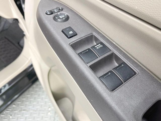 HONDA N-WGN 2016 Image 31