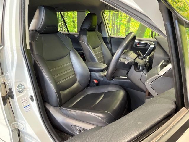 TOYOTA RAV4 HYBRID 4WD 2019 Image 31