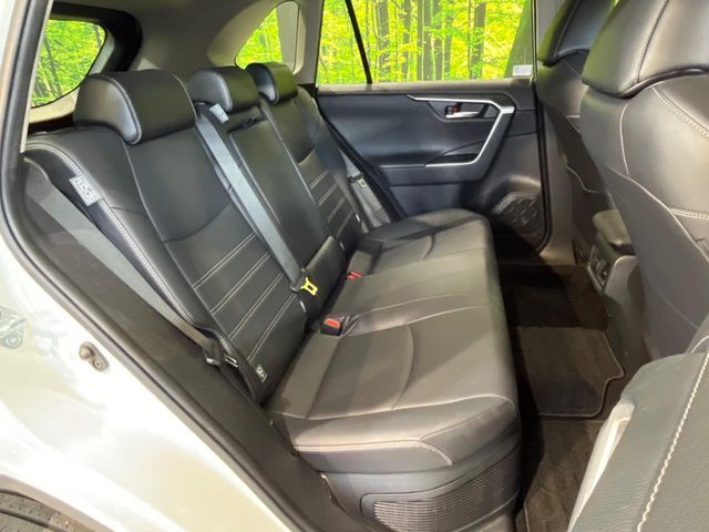 TOYOTA RAV4 HYBRID 4WD 2019 Image 31