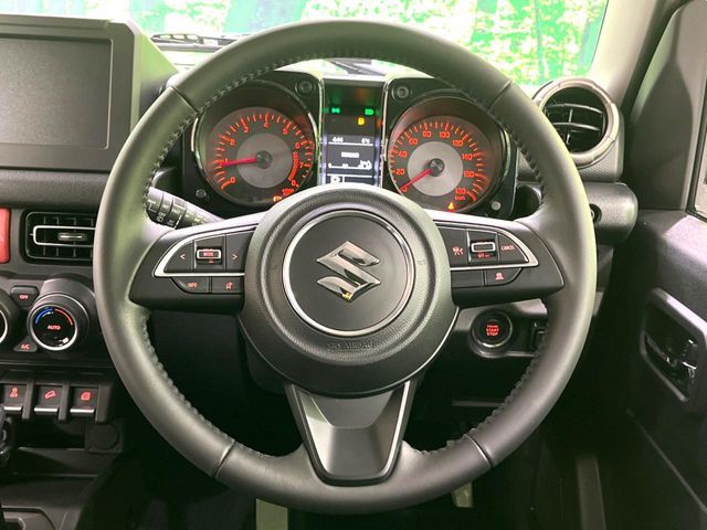 SUZUKI JIMNY NOMADE 2025 Image 31