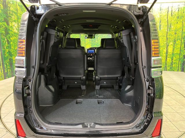 TOYOTA VOXY HYBRID 2021 Image 31