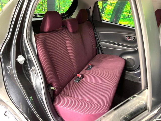 TOYOTA VITZ 2017 Image 31