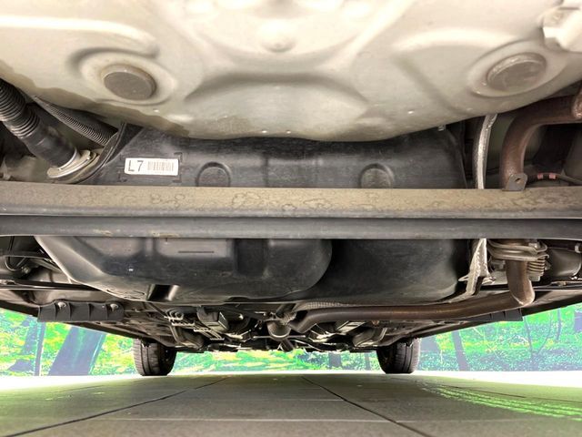 TOYOTA VITZ 2017 Image 31