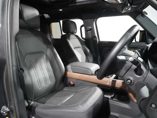 ROVER DEFENDER 2024 Image 31