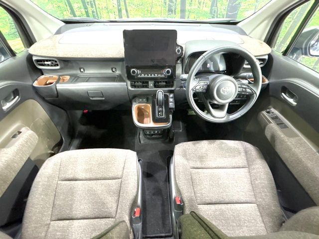 TOYOTA SIENTA HYBRID 2023 Image 31