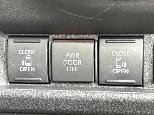 TOYOTA SIENTA HYBRID 2023 Image 31