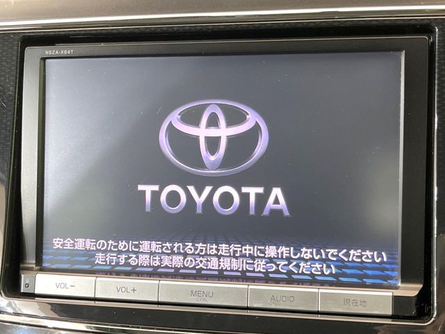 TOYOTA PRIUS ALPHA 2014 Image 31
