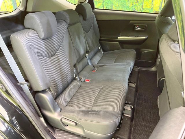 TOYOTA PRIUS ALPHA 2014 Image 31