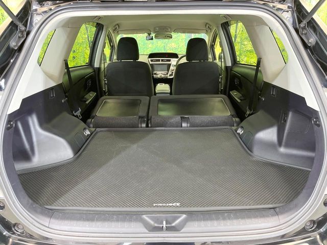 TOYOTA PRIUS ALPHA 2014 Image 31