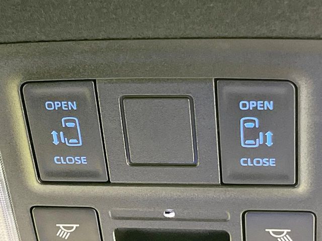 TOYOTA VOXY 2025 Image 31