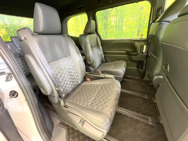 TOYOTA VOXY 2025 Image 31