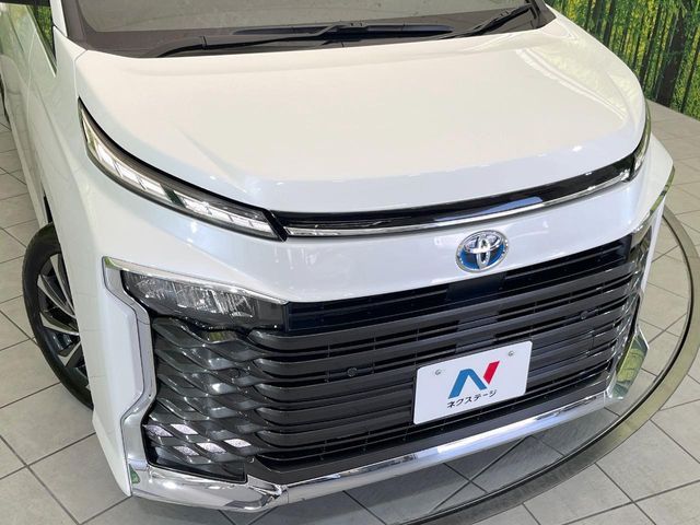 TOYOTA VOXY HYBRID 2024 Image 31