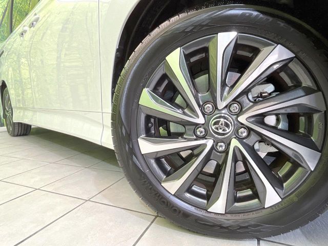 TOYOTA VOXY HYBRID 2024 Image 31