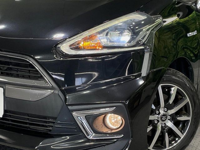 TOYOTA SIENTA HYBRID 2017 Image 31