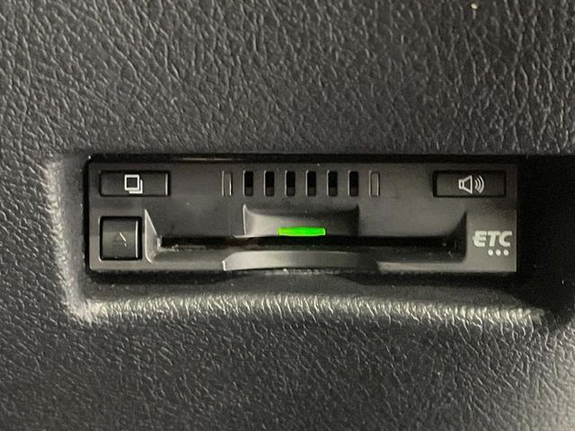 TOYOTA SIENTA 2018 Image 31