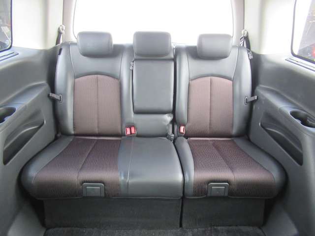 NISSAN ELGRAND  4WD 2016 Image 31