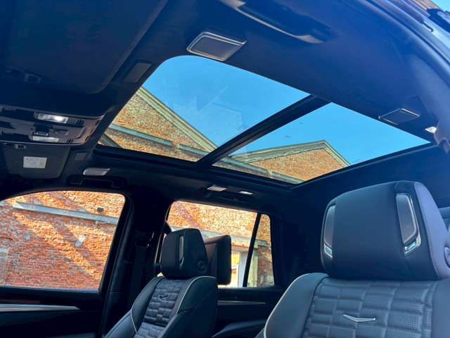 CADILLAC ESCALADE 2025 Image 31