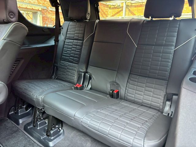 CADILLAC ESCALADE 2025 Image 31