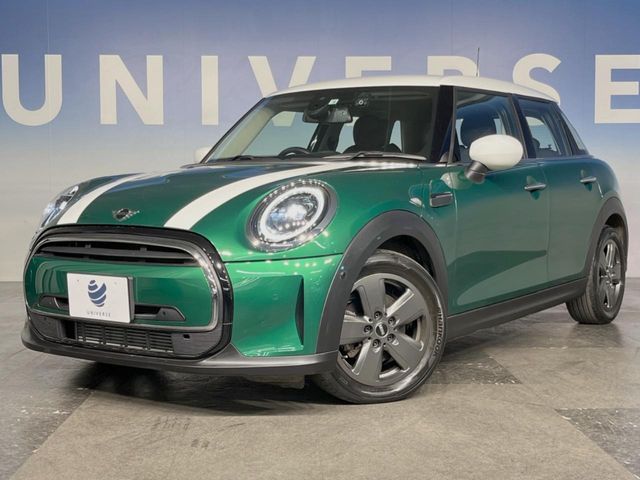 BMW MINI COOPER D 5DOOR 2022 Image 31