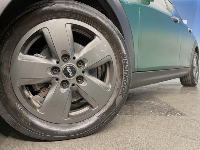 BMW MINI COOPER D 5DOOR 2022 Image 31