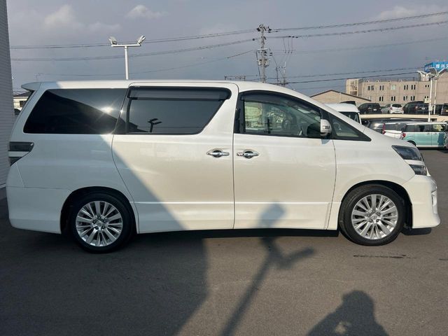 TOYOTA VELLFIRE 2013 Image 31