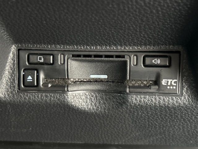 TOYOTA YARIS CROSS HYBRID 2025 Image 31