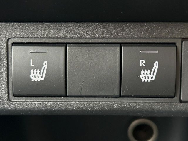 TOYOTA YARIS CROSS HYBRID 2025 Image 31