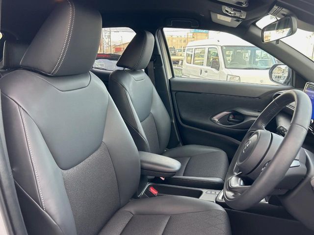 TOYOTA YARIS CROSS HYBRID 2025 Image 31