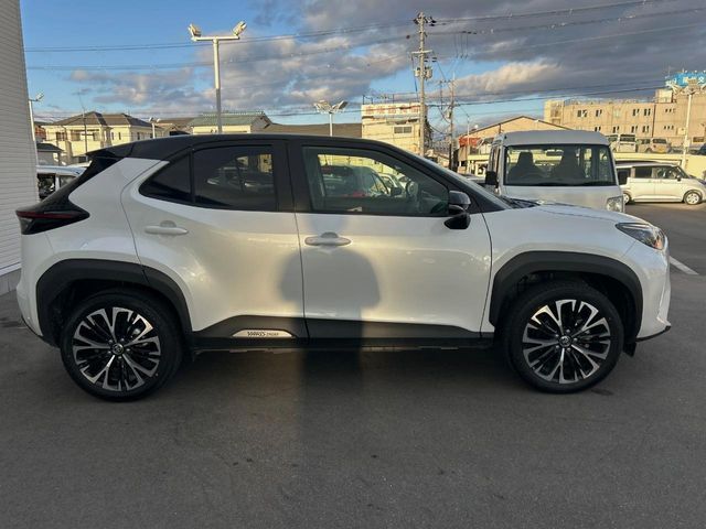 TOYOTA YARIS CROSS HYBRID 2025 Image 31