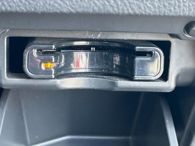 TOYOTA VELLFIRE 2013 Image 31