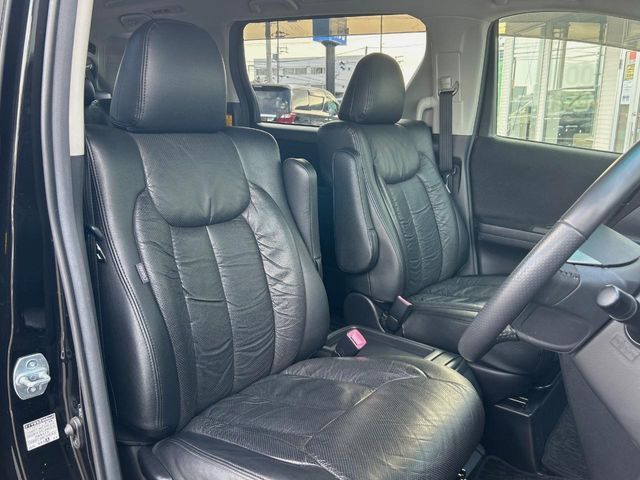 TOYOTA VELLFIRE 2013 Image 31