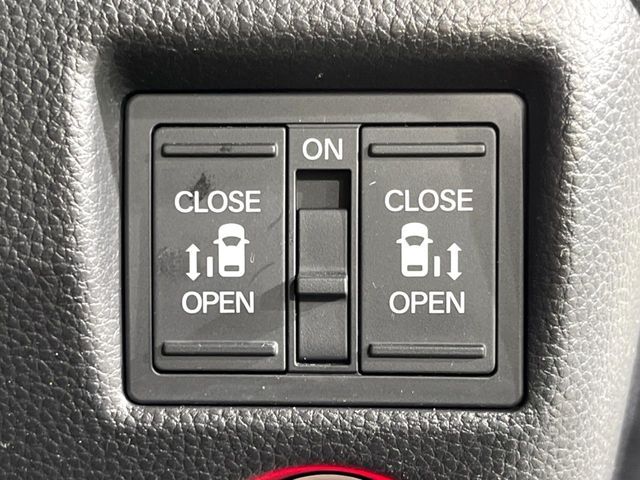 HONDA N BOX CUSTOM 2022 Image 31