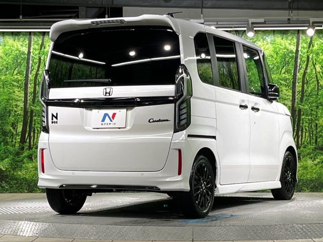 HONDA N BOX CUSTOM 2022 Image 31