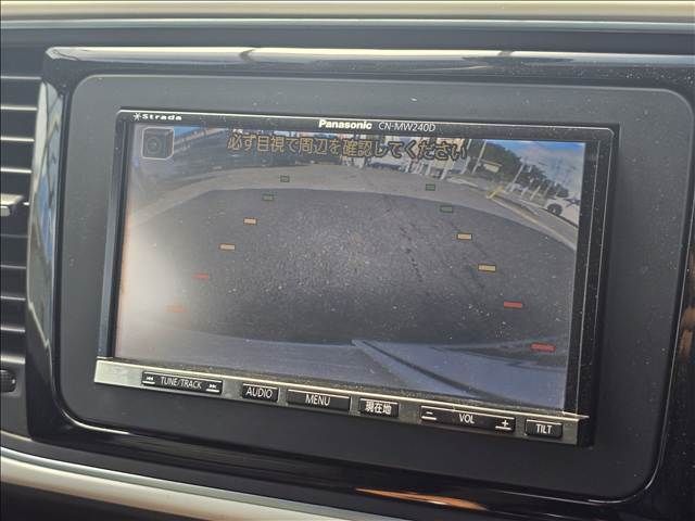 VOLKSWAGEN THE BEETL 2012 Image 31