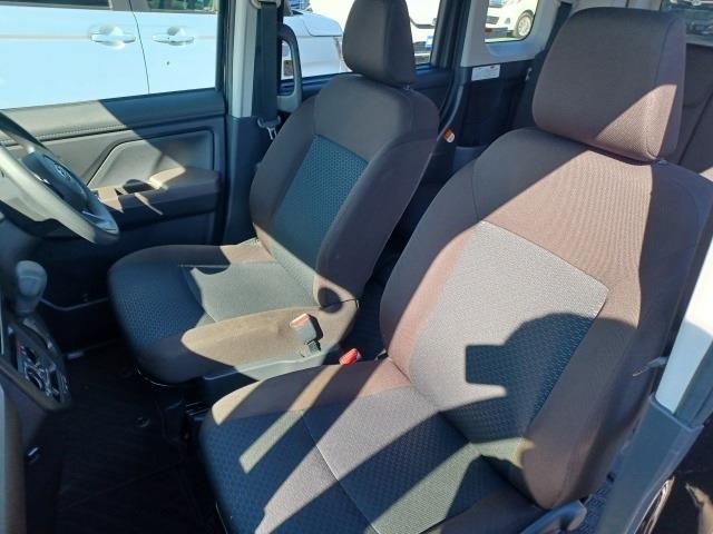 TOYOTA ROOMY 4WD 2021 Image 31