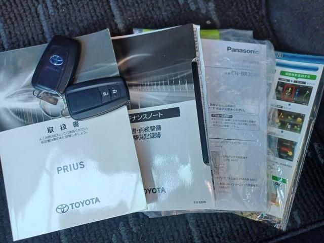 TOYOTA PRIUS 4WD 2021 Image 31