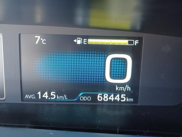 TOYOTA PRIUS 4WD 2021 Image 31