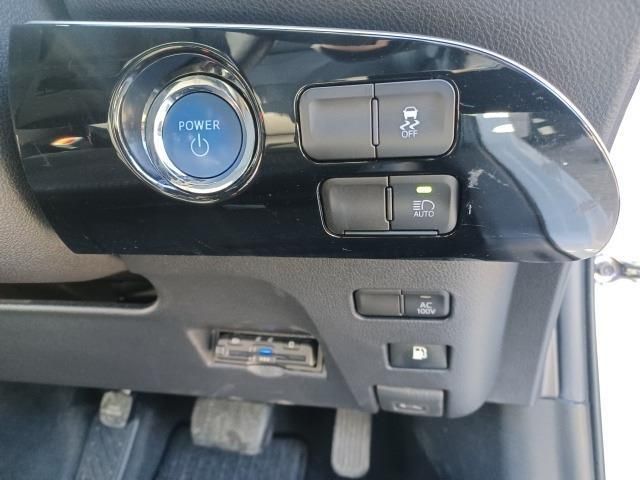 TOYOTA PRIUS 4WD 2021 Image 31