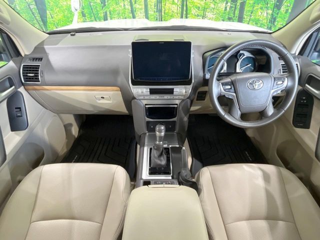 TOYOTA LANDCRUISER PRADO 2023 Image 31