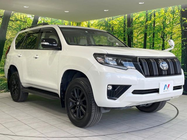 TOYOTA LANDCRUISER PRADO 2023 Image 31