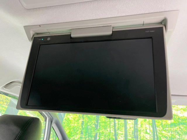 TOYOTA VOXY 2016 Image 31