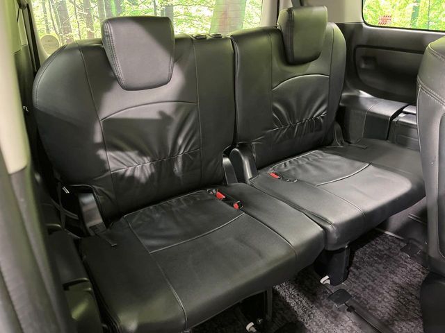 TOYOTA VOXY 2016 Image 31