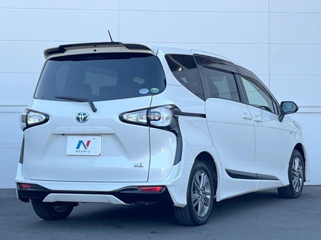 TOYOTA SIENTA HYBRID 2015 Image 31