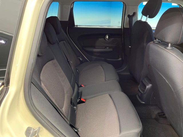 BMW MINI ONE CLUBMAN 2020 Image 31